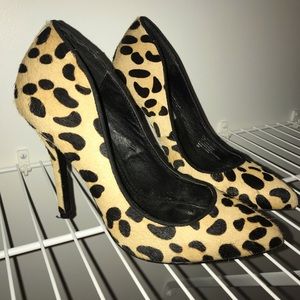Steve Madden Leopard shoes